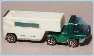 Heavyweights Moving Van